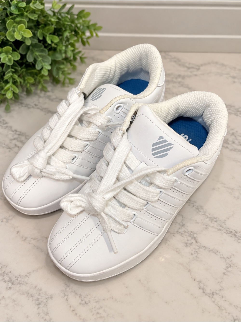 K-Swiss Kids White Classic Sneakers Lace Up Tennis Shoes Blue Insole 13